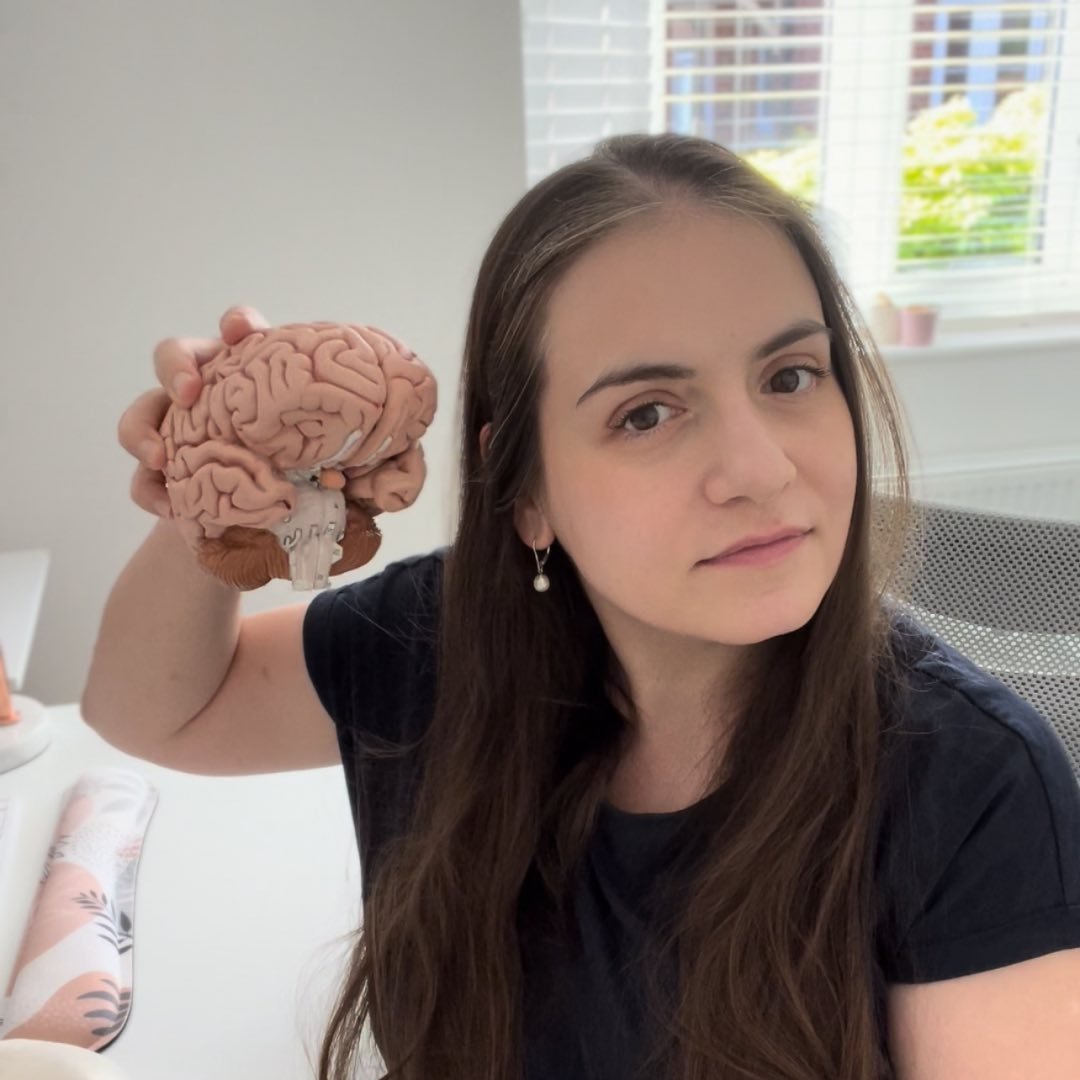 Dr Faye Begeti MB PhD | Neurology Doctor And Neuroscientist 🧠