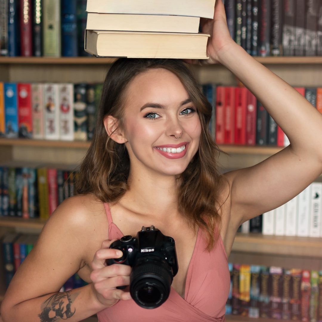 | BOOKS + PHOTOSHOOT