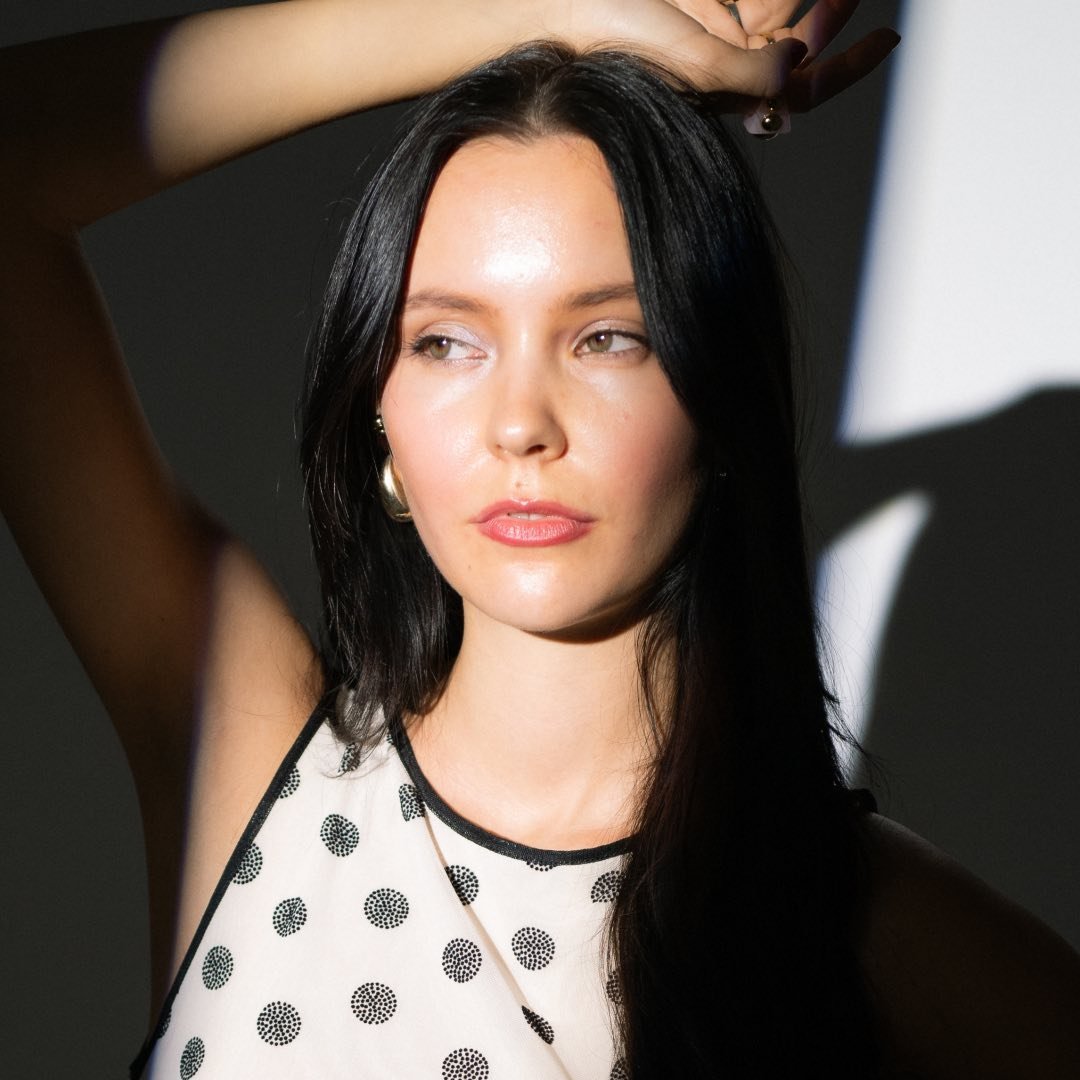 LEONIE