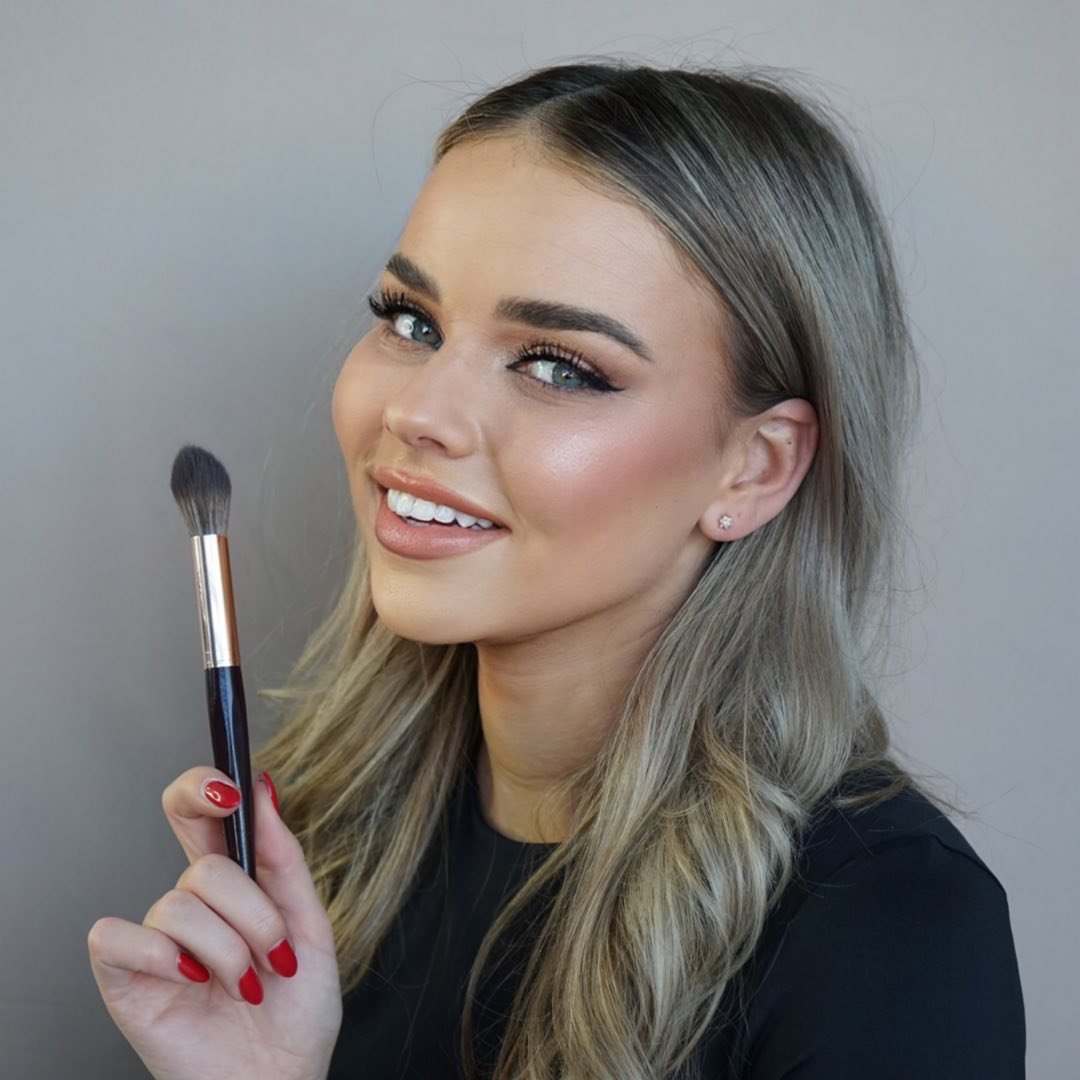 Charlotte Joosten | Professional Make-up Artist & Haarstylist