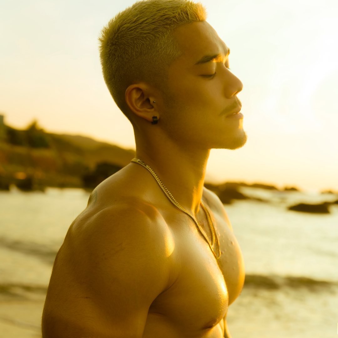 Ezza | WNBF Natural Physique Pro