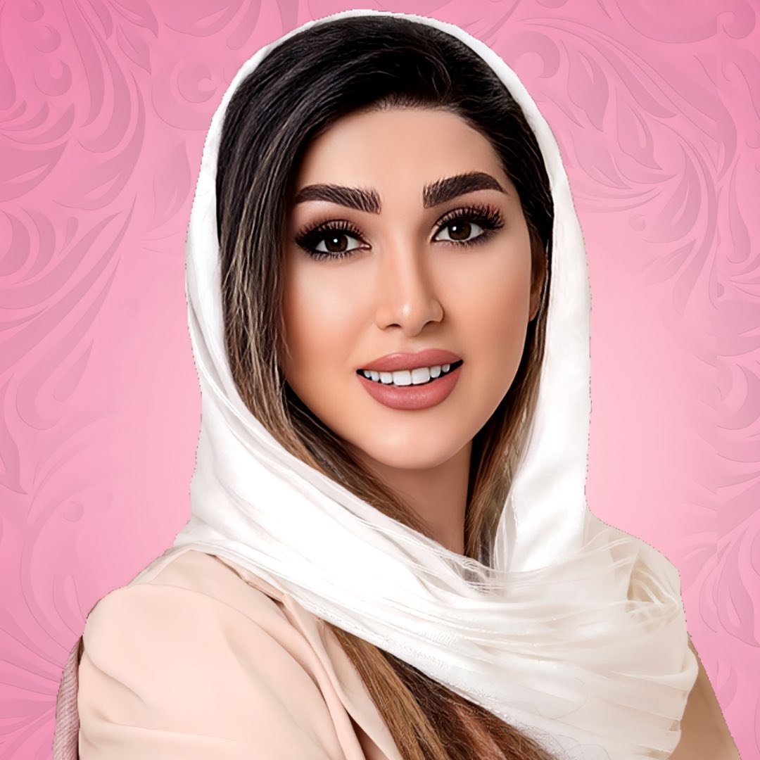 Niloufar Kashani /نیلوفرکاشانی/مدرس شینیون اروپایی