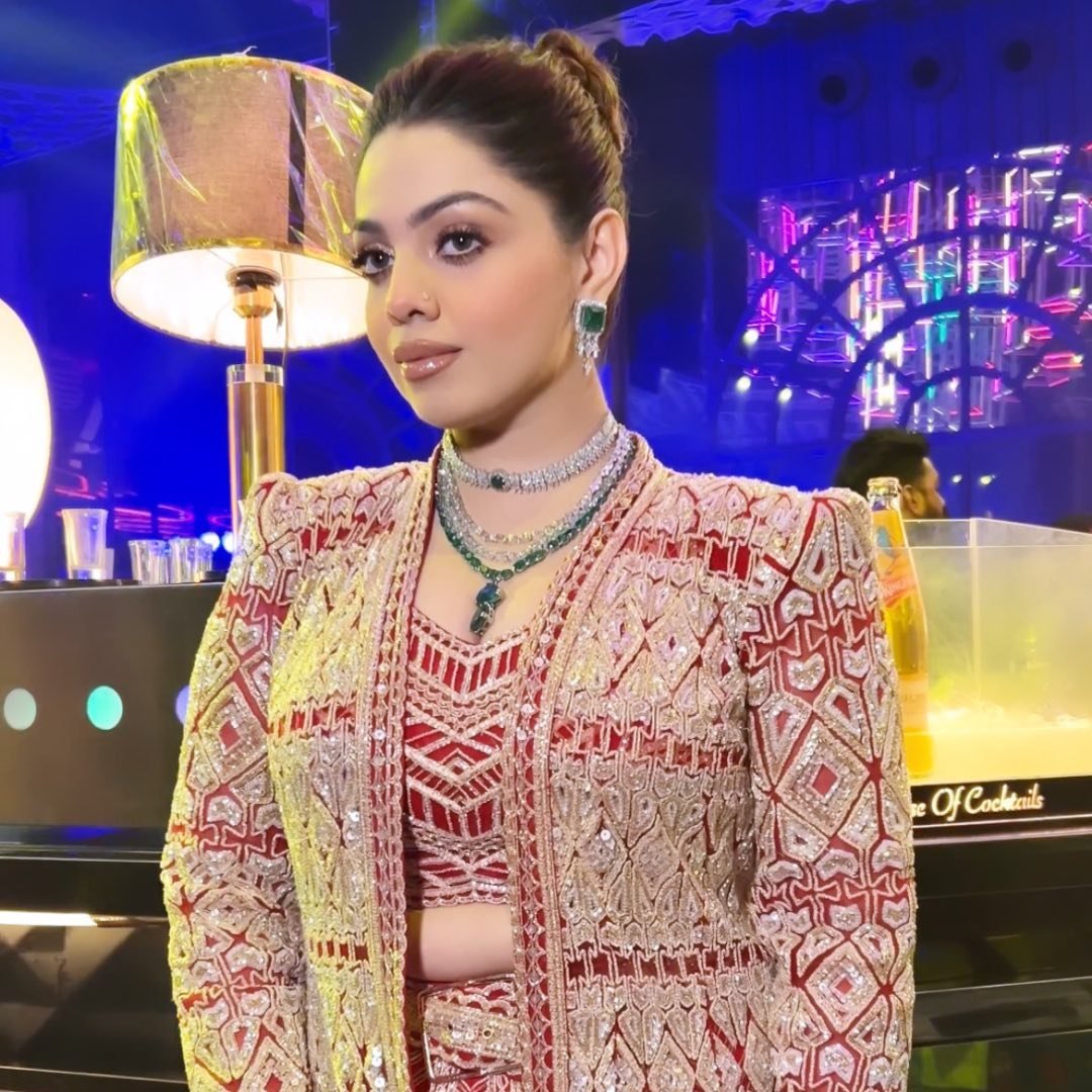 Samiksha Jai- Makeup Artist💄🧿