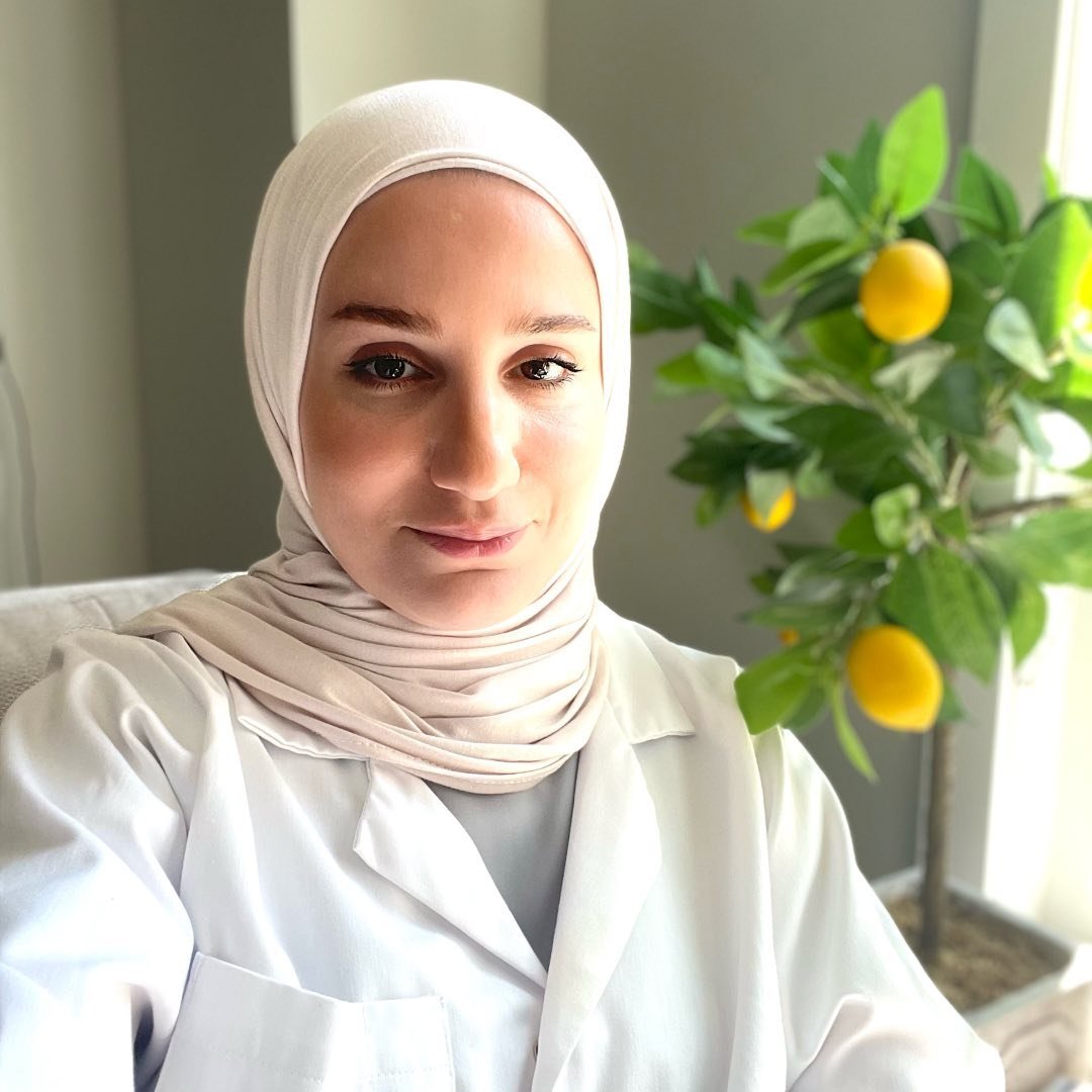 أخصائيه تغذيه علاجيه  𝐍𝐨𝐮𝐫 𝐌𝐨𝐮𝐬𝐚