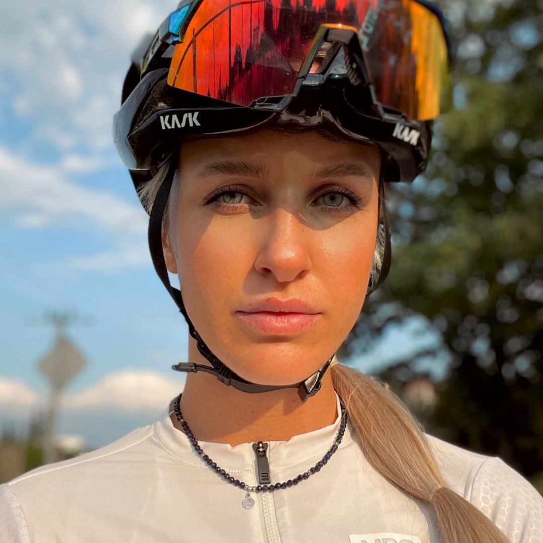 ＫＡＳＩＡ •ＯＳＩＡＤＡＣＺ