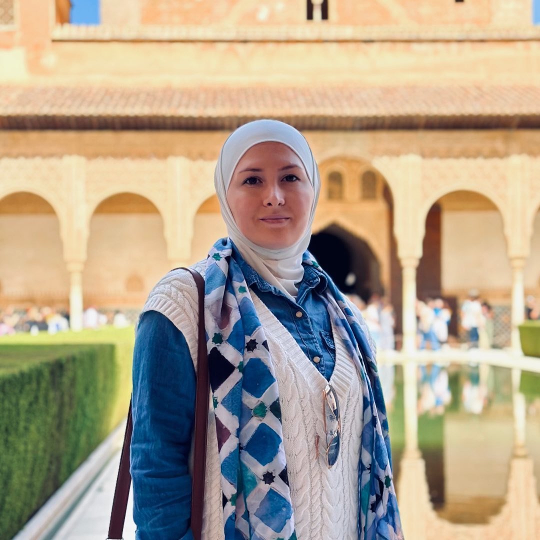 Hala Qasqas L هلا قصقص