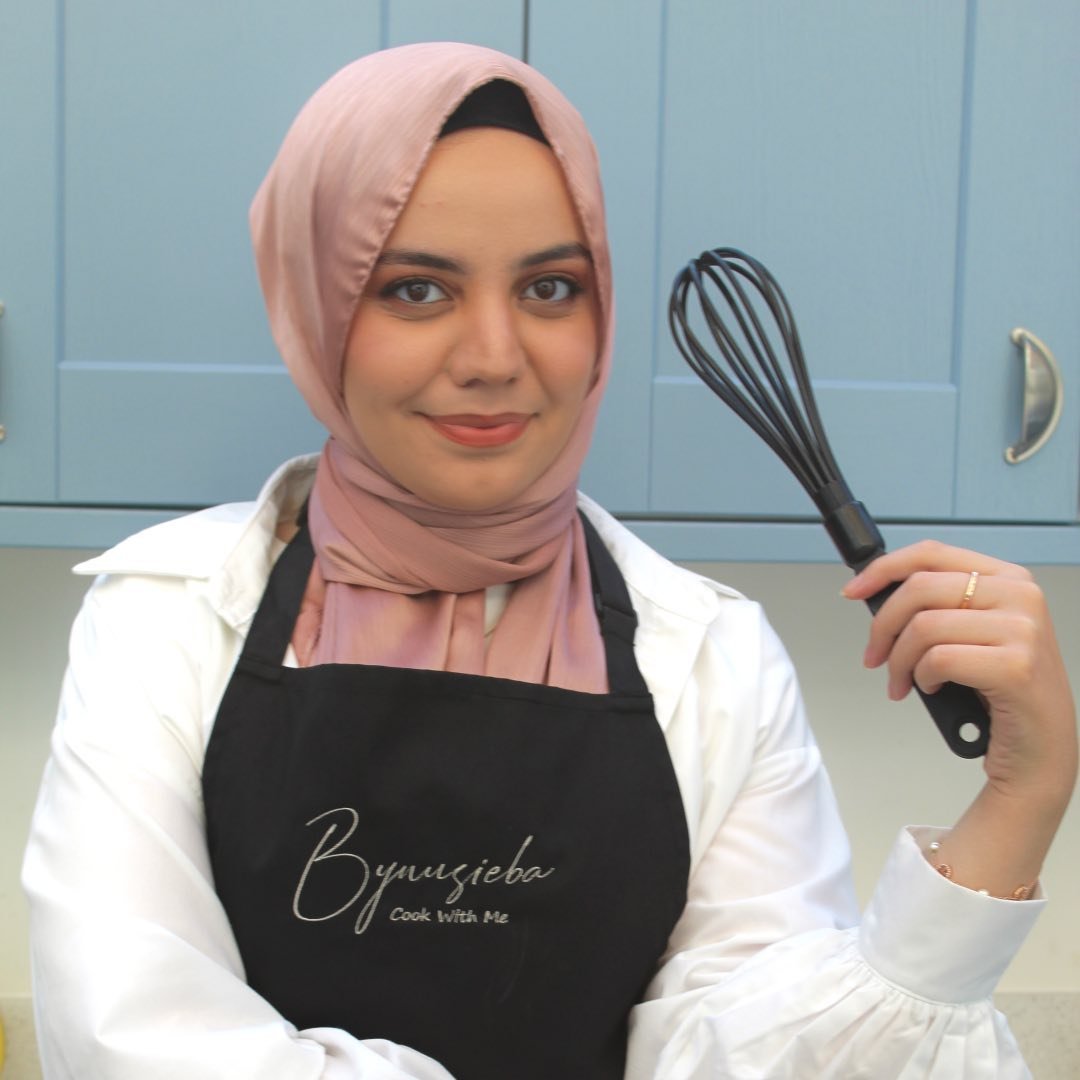 Bynusieba Cook