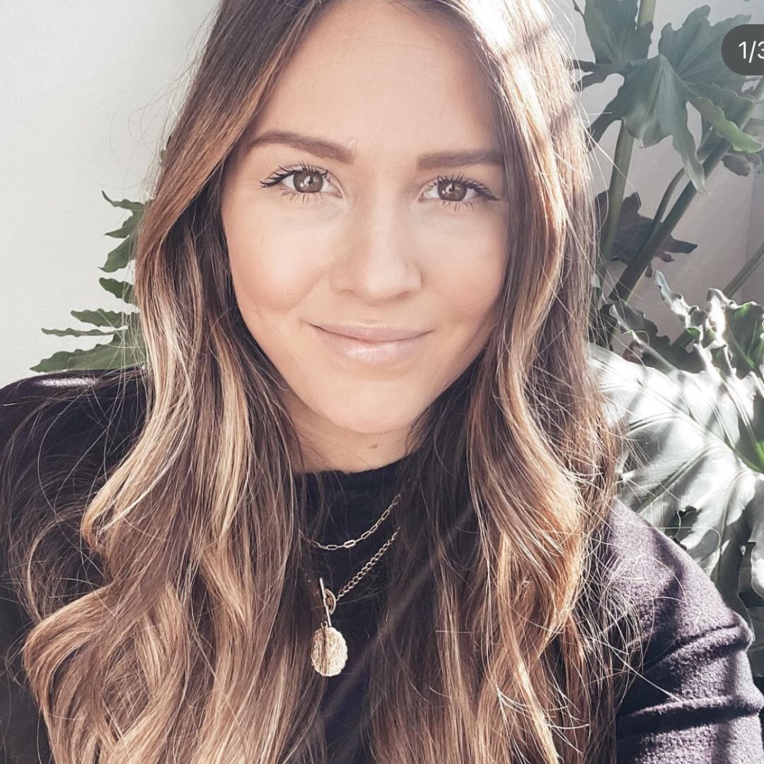 Stefani | Metabolism Dietitian & Holistic Health