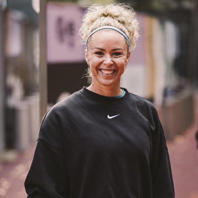 Alex Hipwell- Online Coach For Women