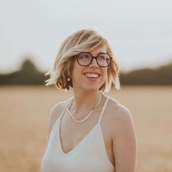 Elena Aprile • Lifestyle Coach & Dietista