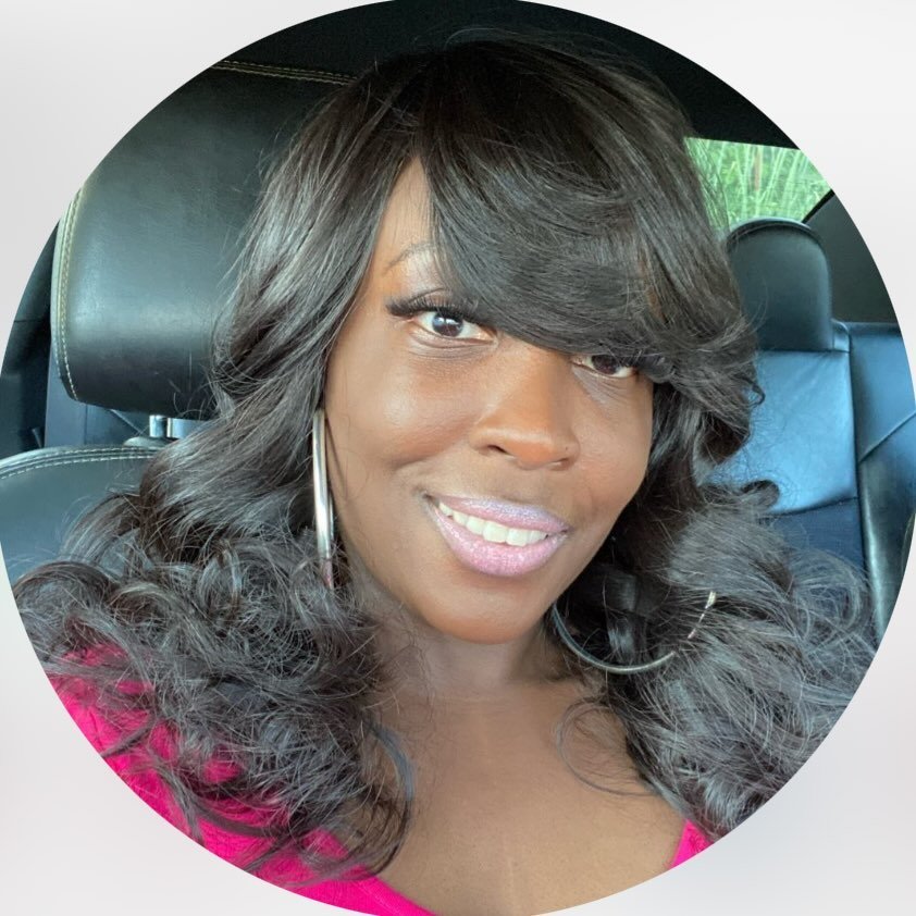 Ms. Dominique | QUEEN OF DETROIT HAIR 👸🏾