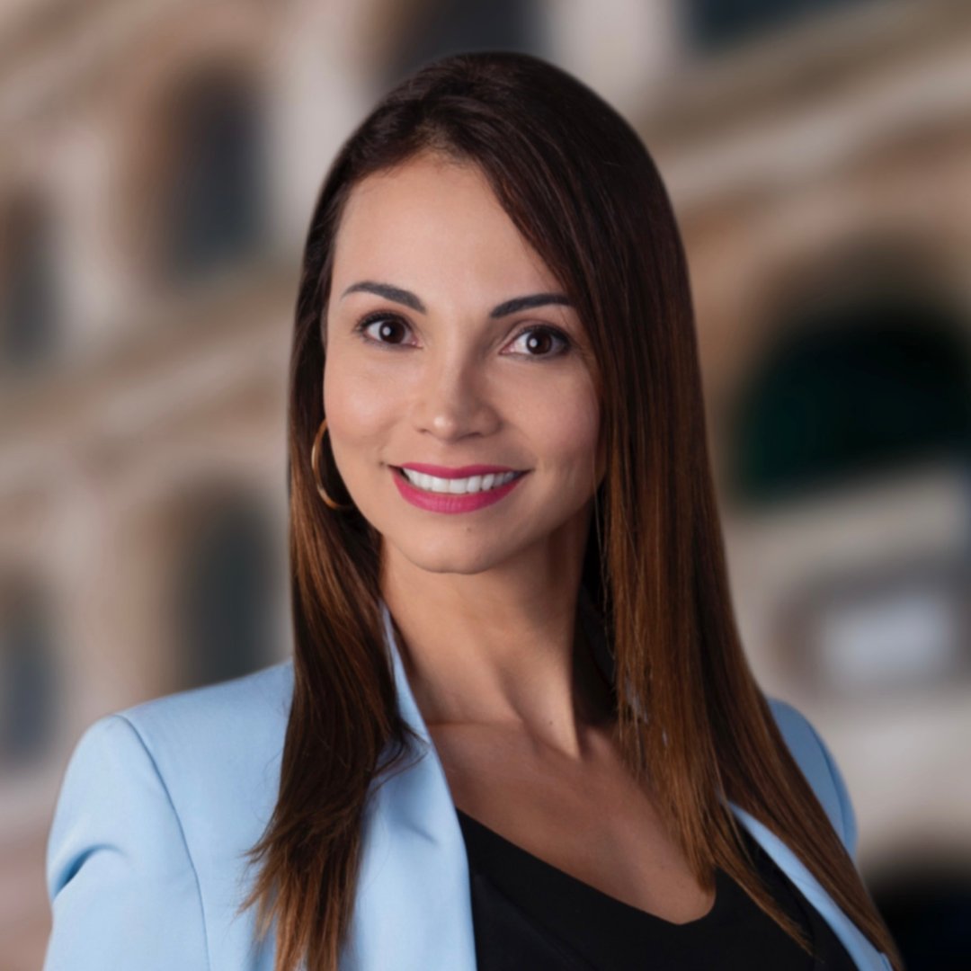 Carolina Hernandez // Realtor En USA