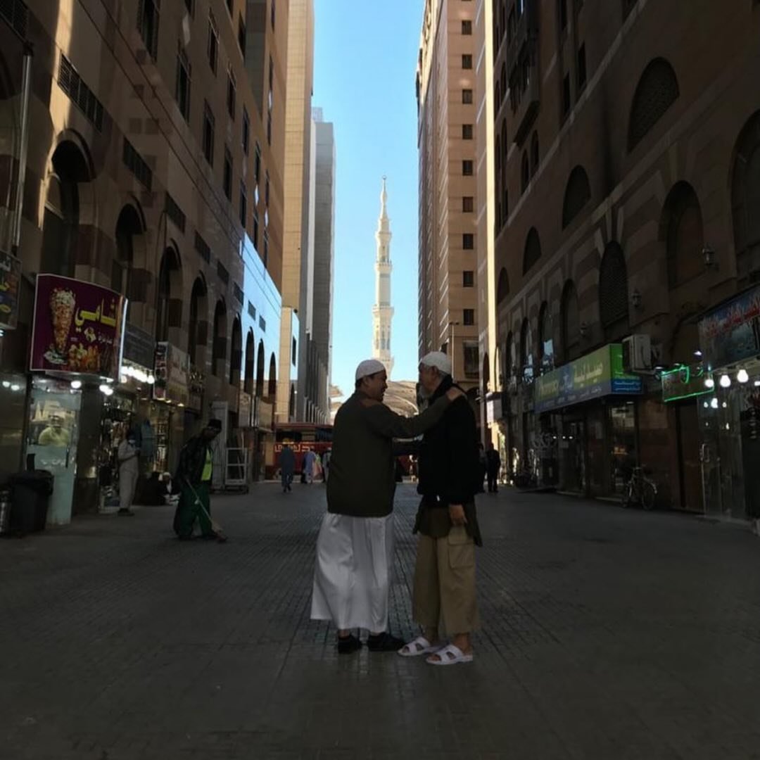 Abu Bassam Oemar Mita, Lc.