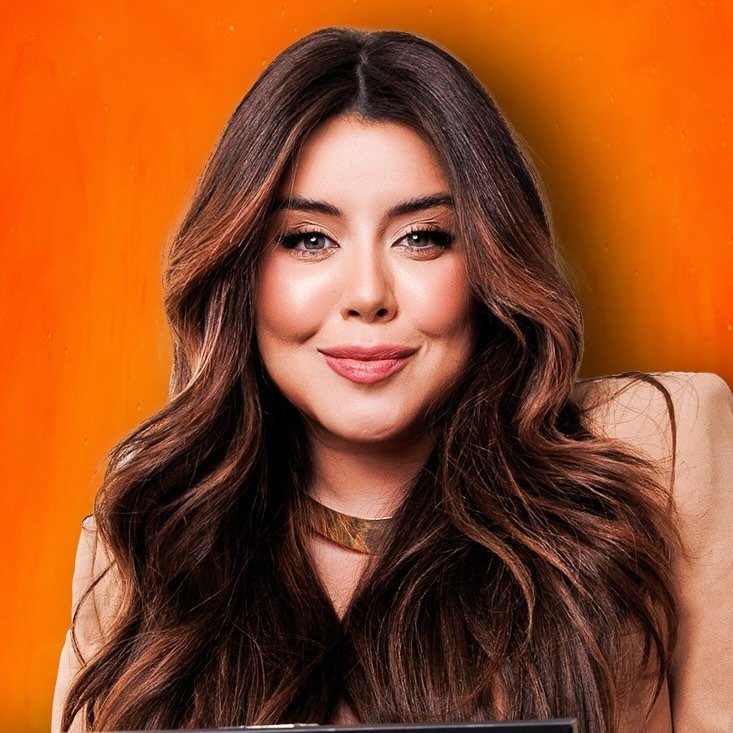 Brunna Siqueira| Líder Das Marketeiras