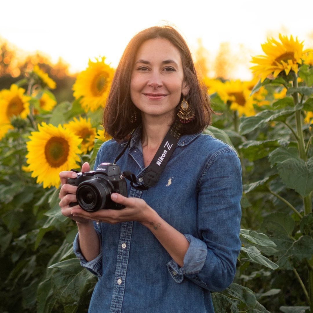 Robin -  YYC Photographer
