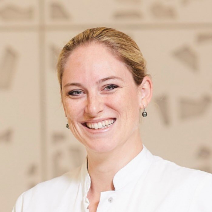 Dr. Janina Fischer-Mertens