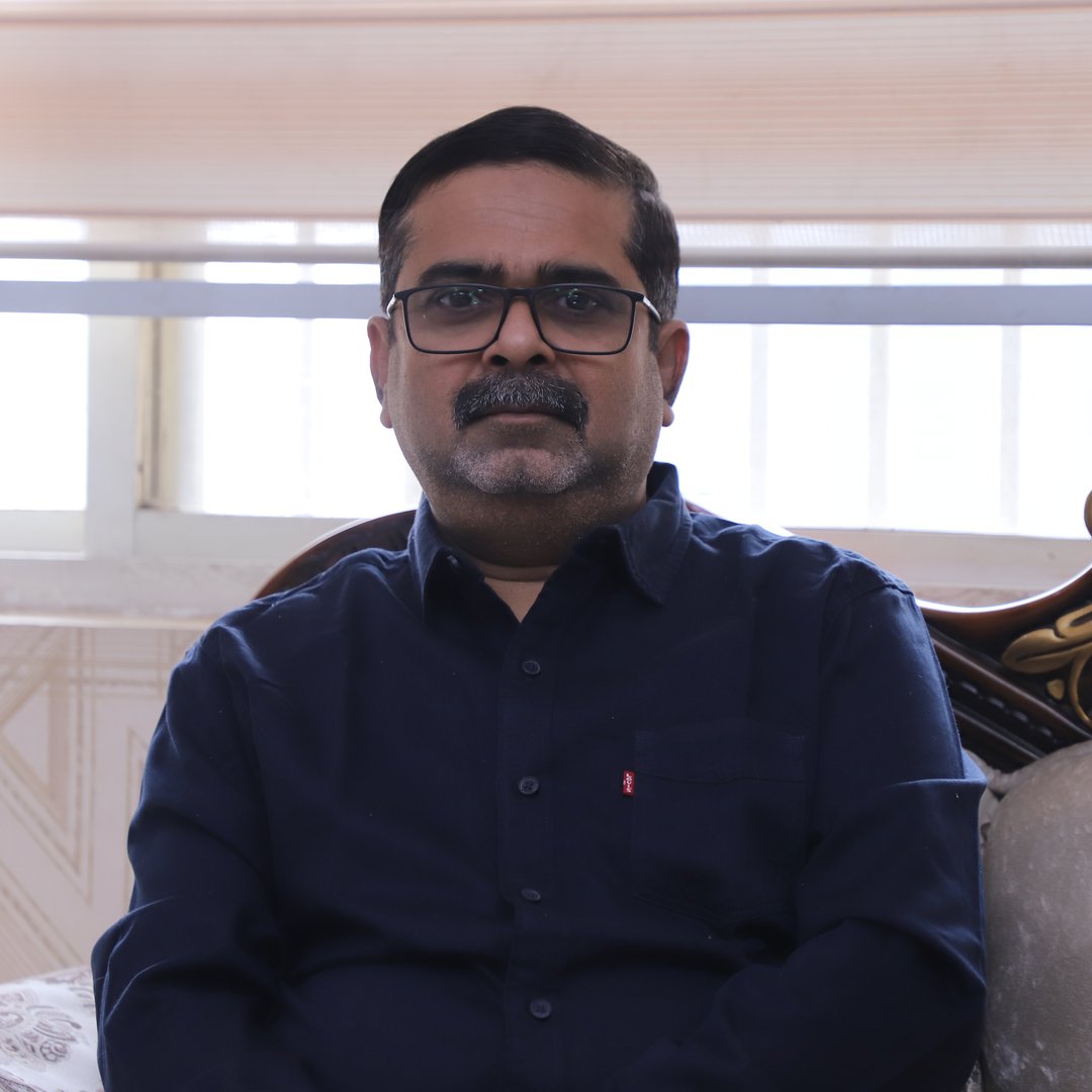 Avadh Ojha Official