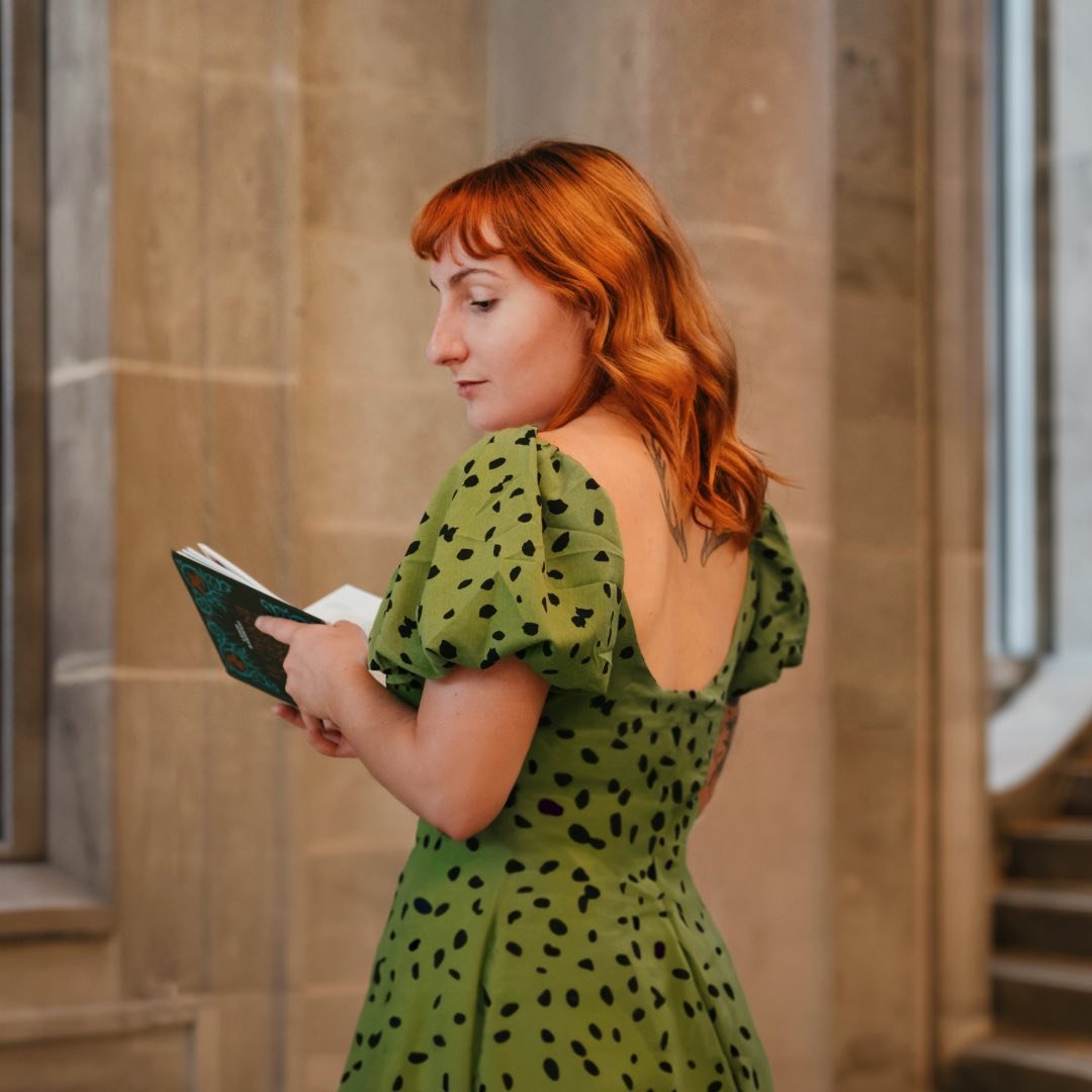 Nell Pfeiffer | Autrice