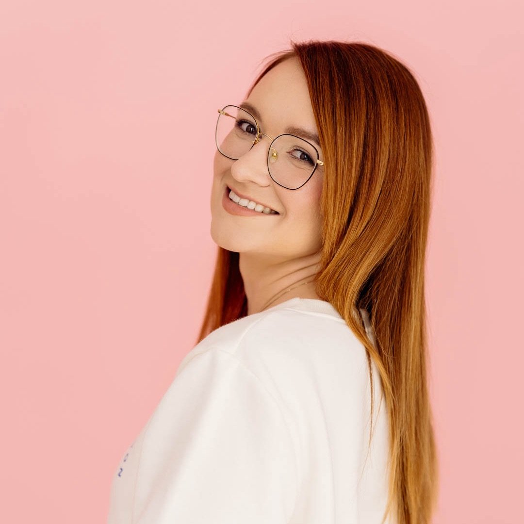 Paulina Karbownik | ANGIELSKI ONLINE | Lekcje 1:1 | GRUPY