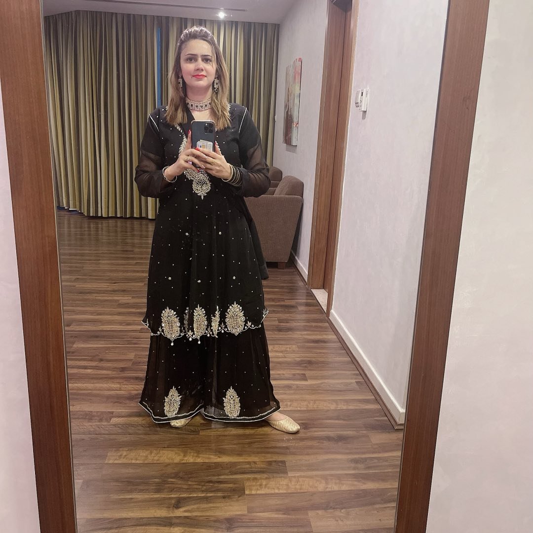 𝐒𝐚𝐢𝐦𝐚💃 𝐓𝐢𝐤𝐡𝐢 𝐌𝐢𝐫𝐜𝐡𝐢🌶️