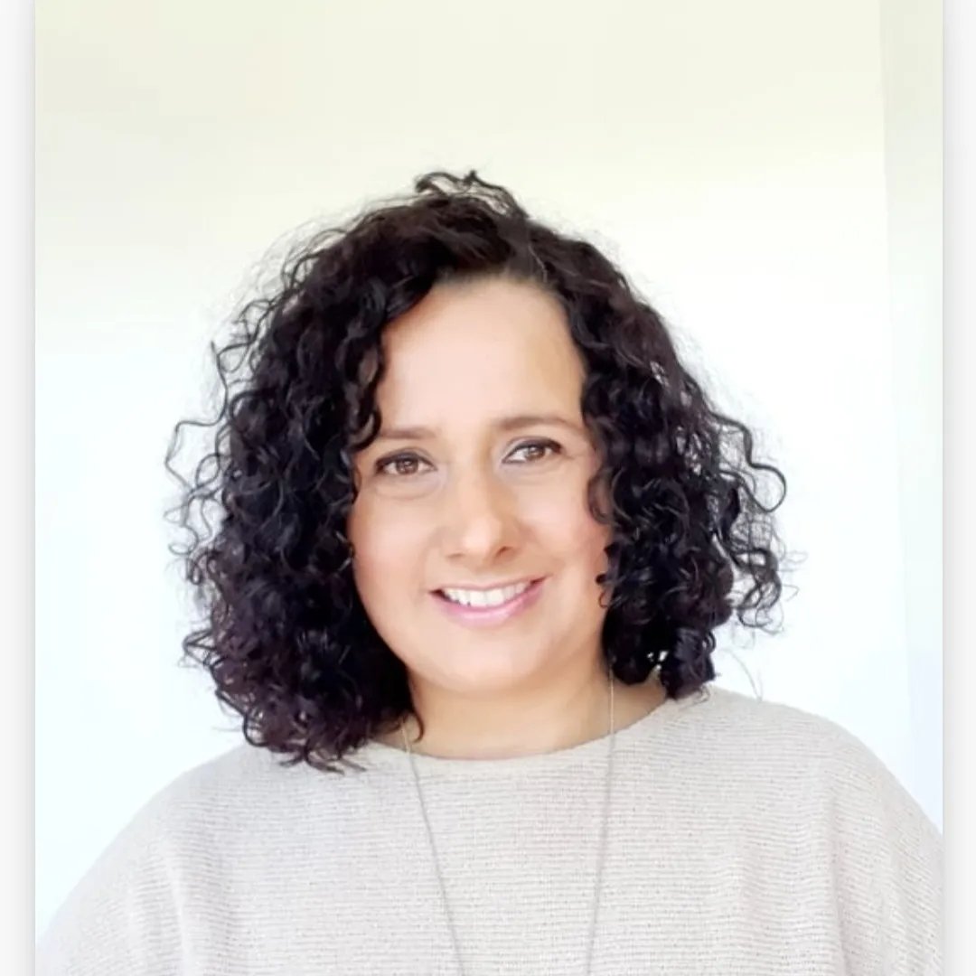 Claudia Quantum Healing  - Hypnosis & Regressions
