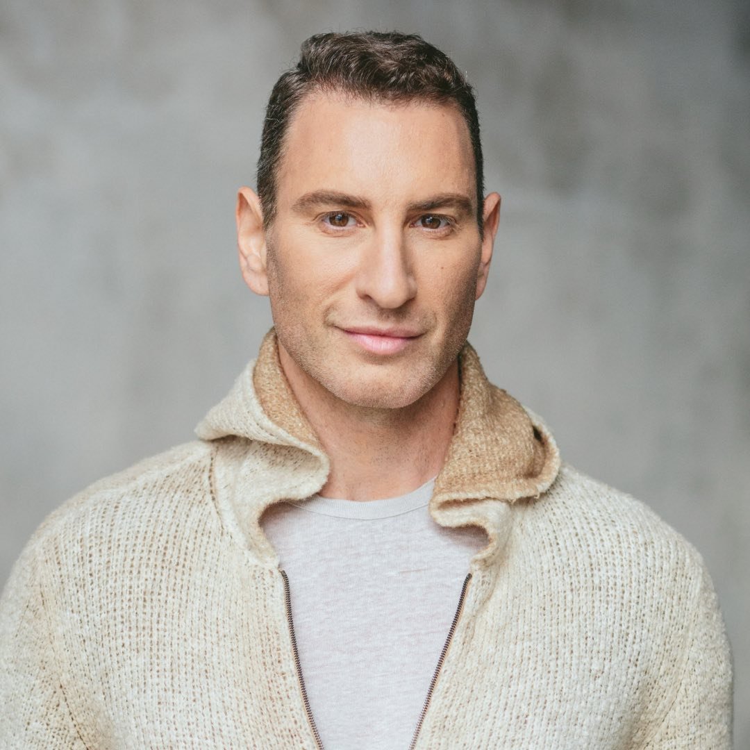 Dr. Scott Lyons