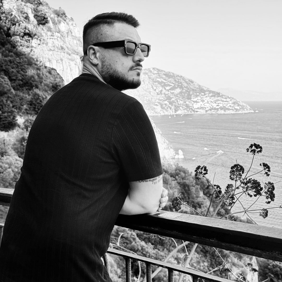 •Vincenzo Ippolito•