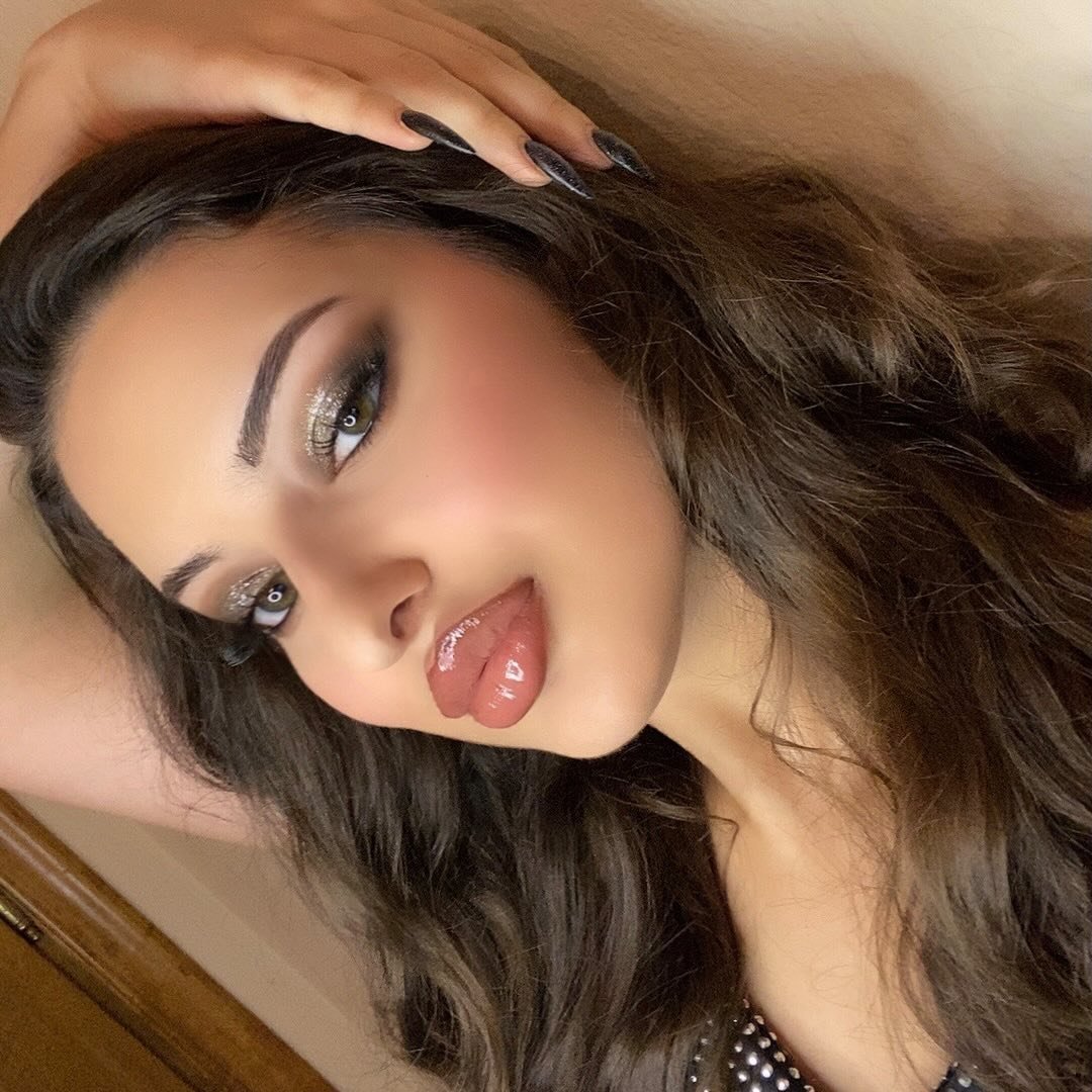 ILIANA TZOTZI