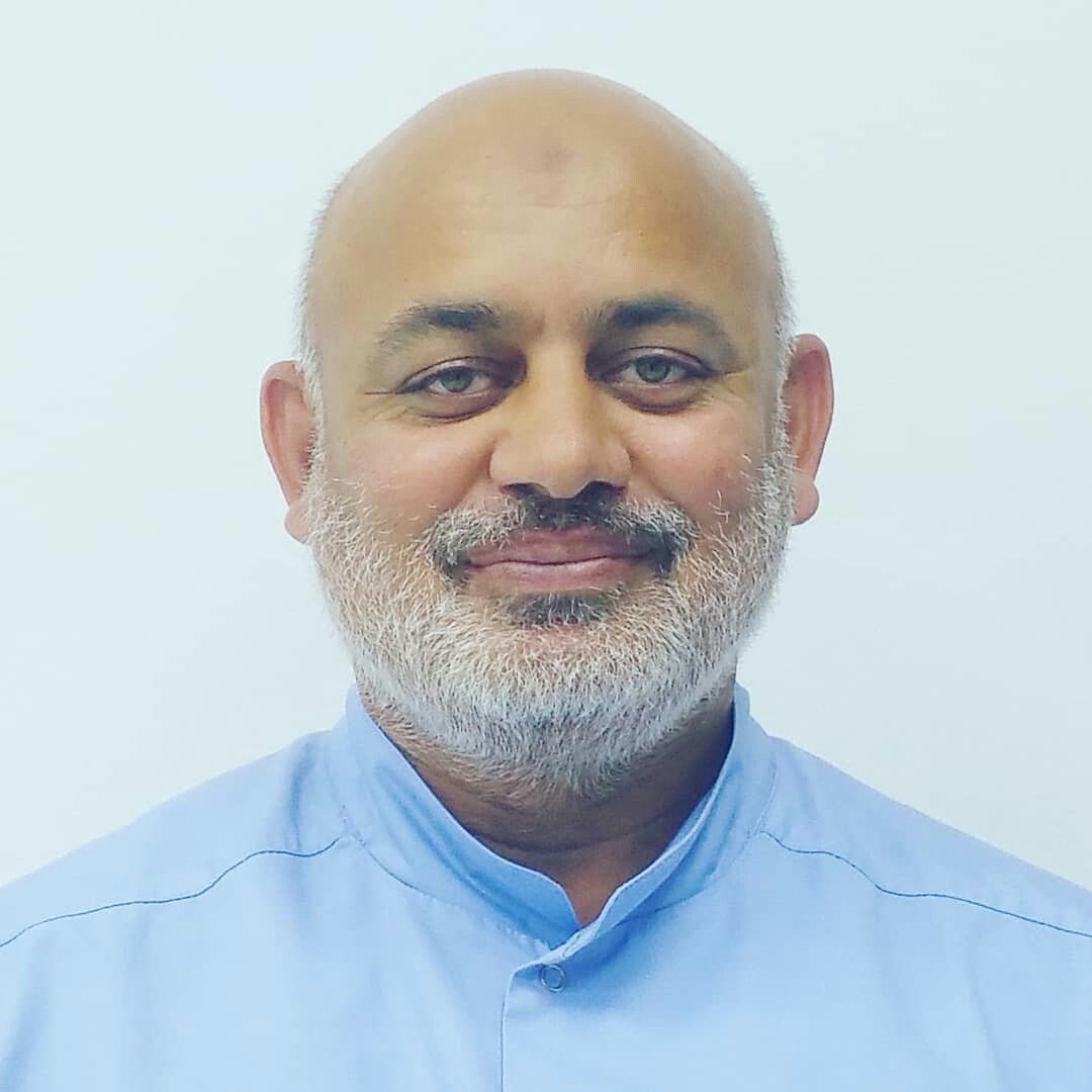Dr. Adnan Ahmad 👄 Pretty Smile