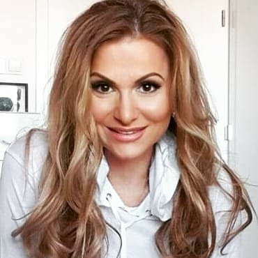 Yvetta Blanarovičová Official