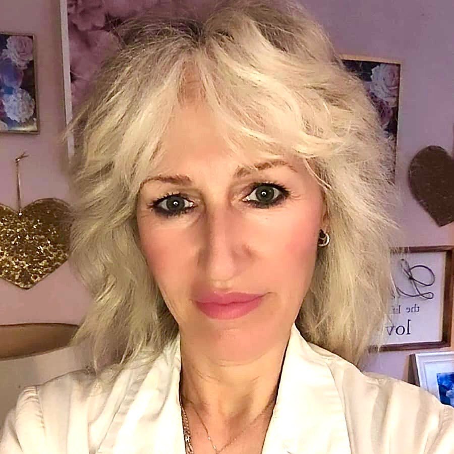 Roberta Rinalducci | Farmacista, Naturopata E Floriterapeuta