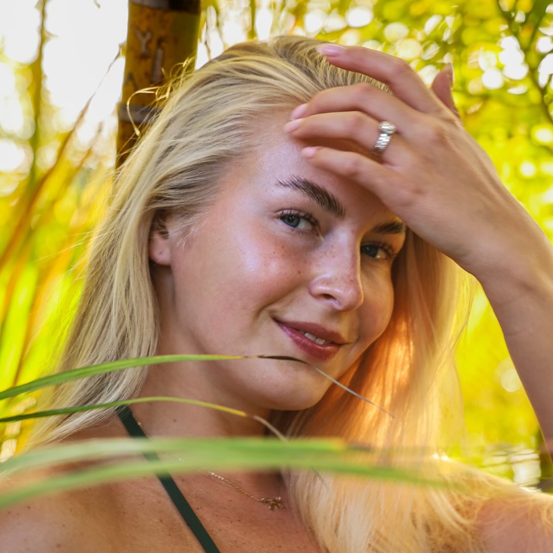 ALINA VORONKOVA