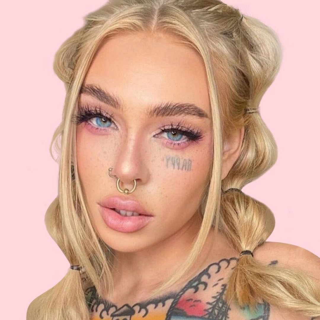 𝓐𝓾𝓻𝓪