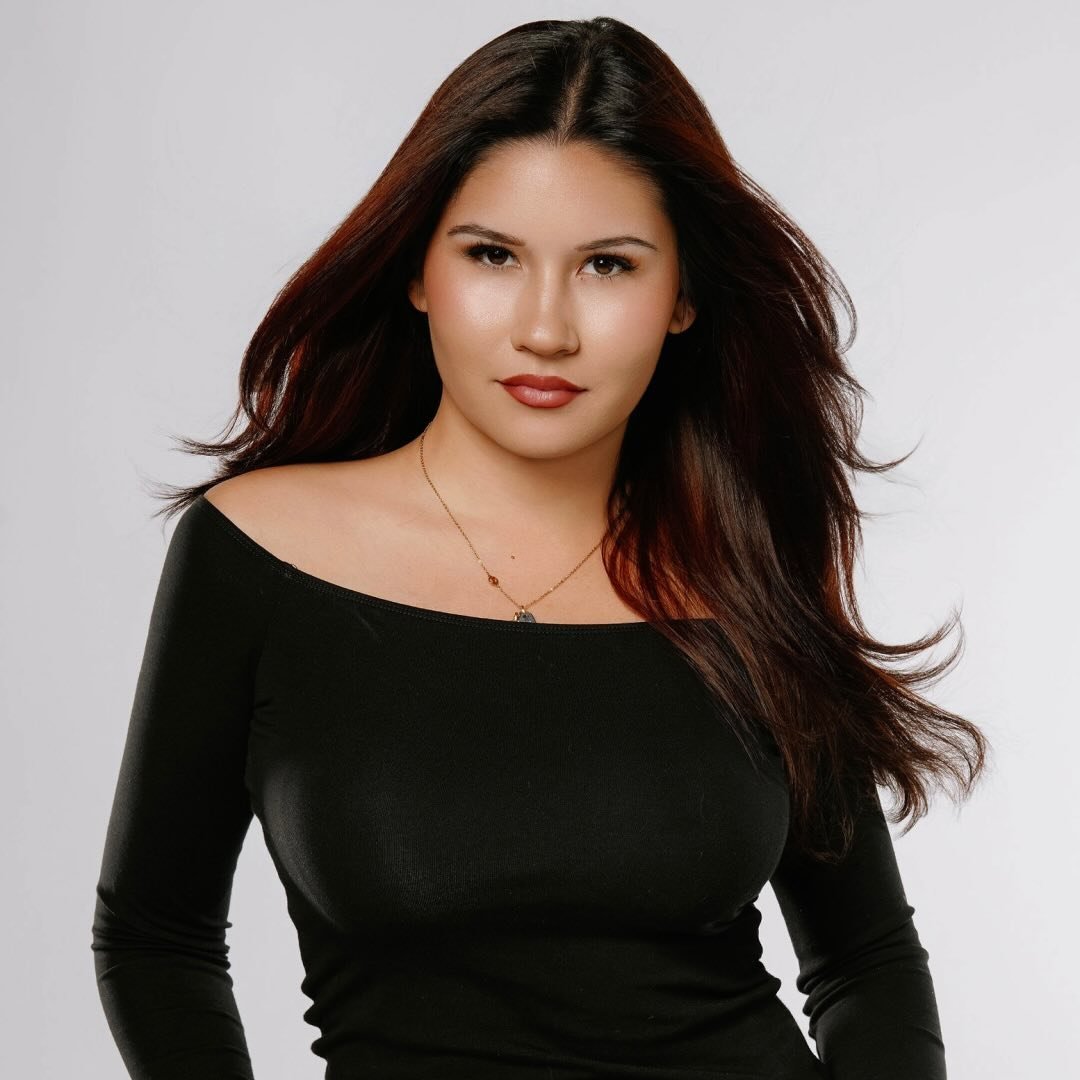 DEZI LOPEZ