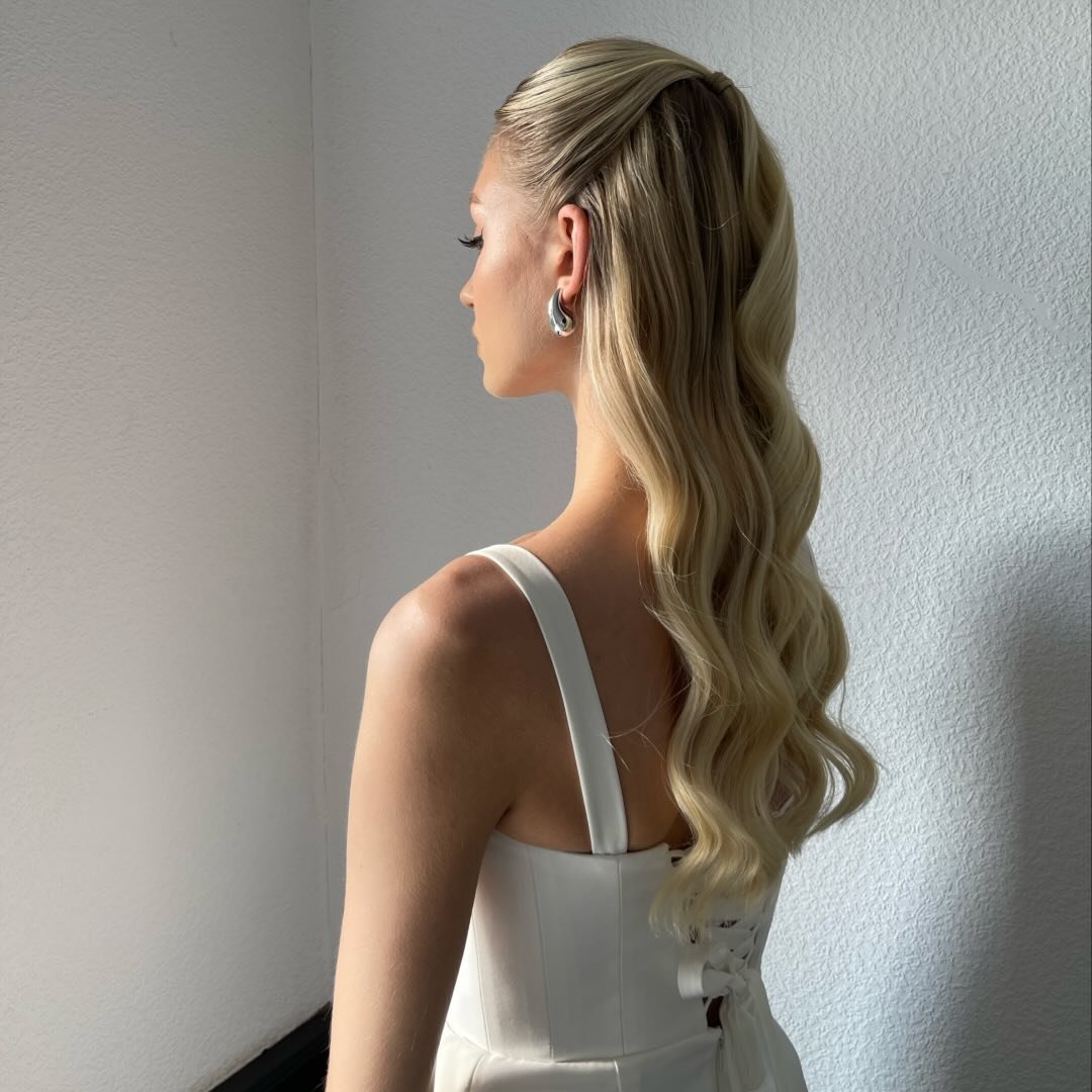 Ulyana Aster Hair Styling
