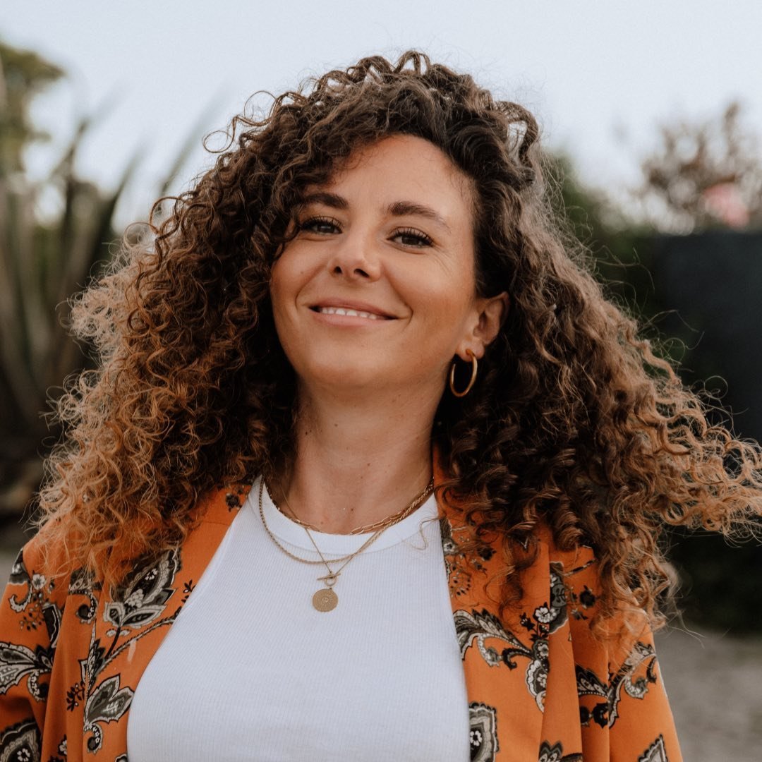 Kim  Sternemann | Trauma- Sensibles Beziehungscoaching