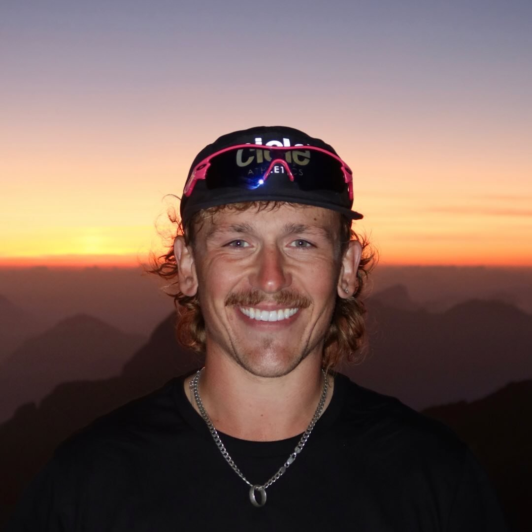 Willem Main | Vanlife & Adventure