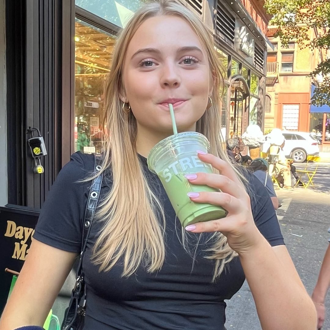 Louisa in Paris🤍