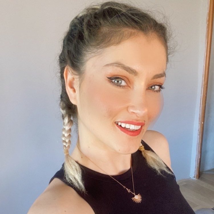 Semra Şenol