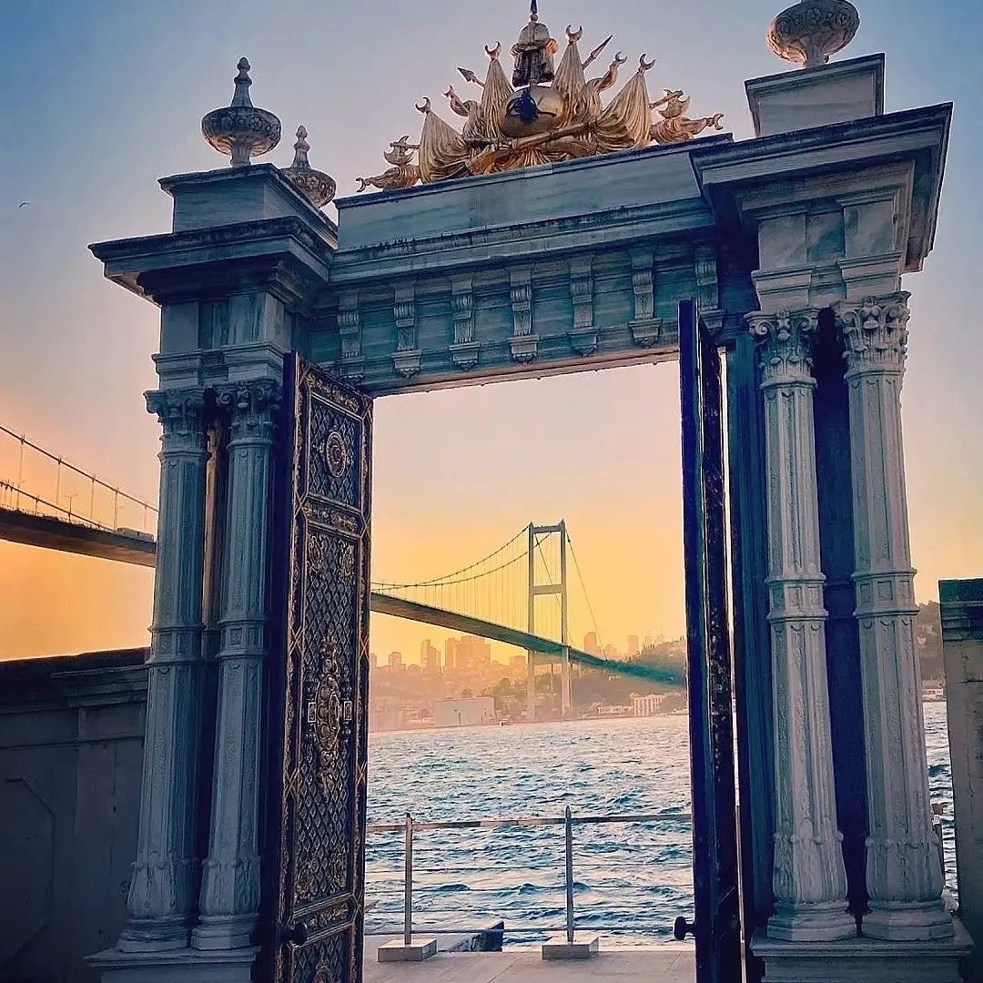 Bosphorus Dinner Cruise