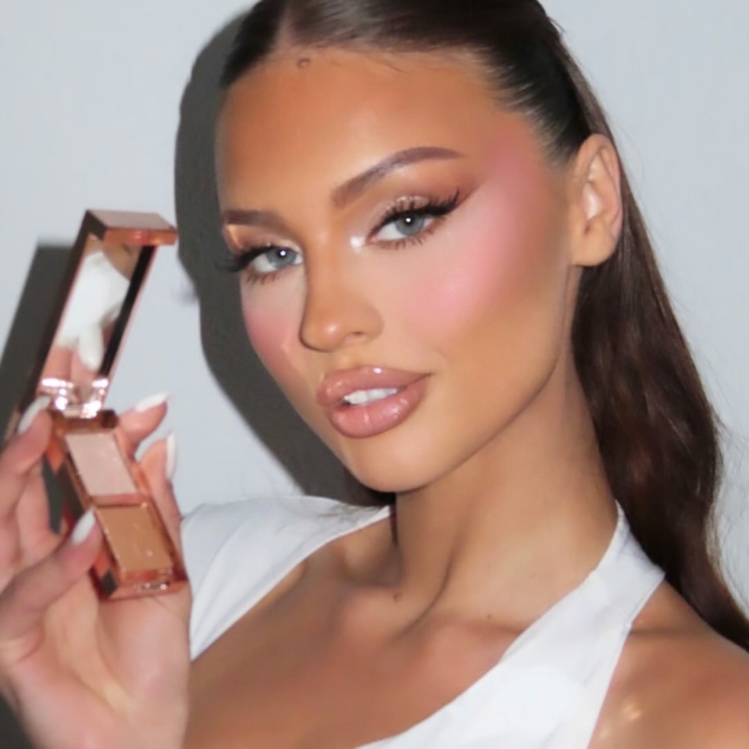 Makeup Artist - Glambybad