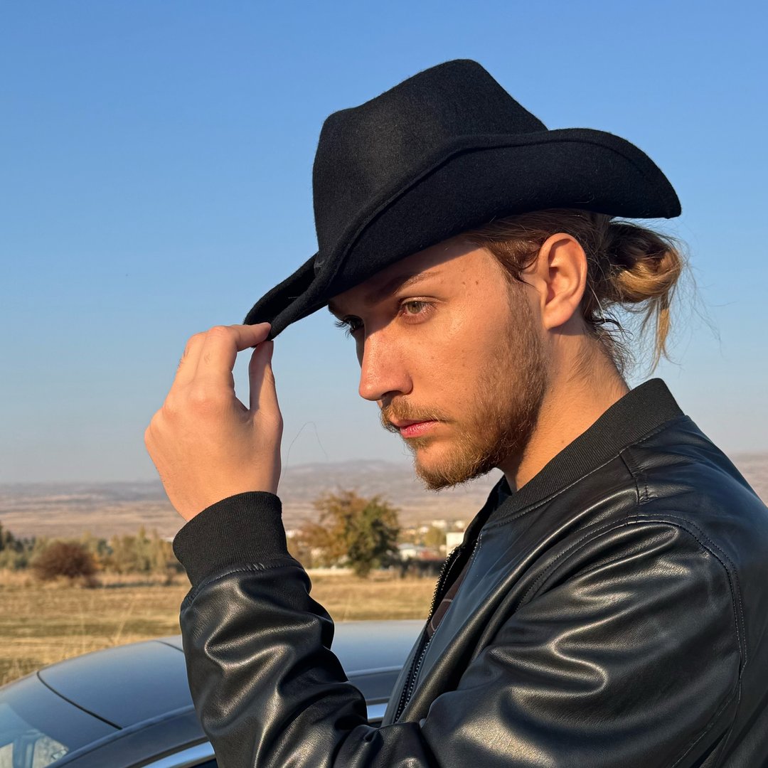 Umut Gün