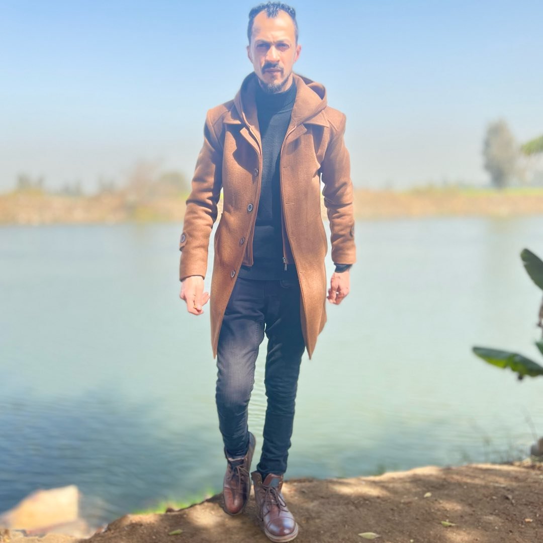 Mr Haroon