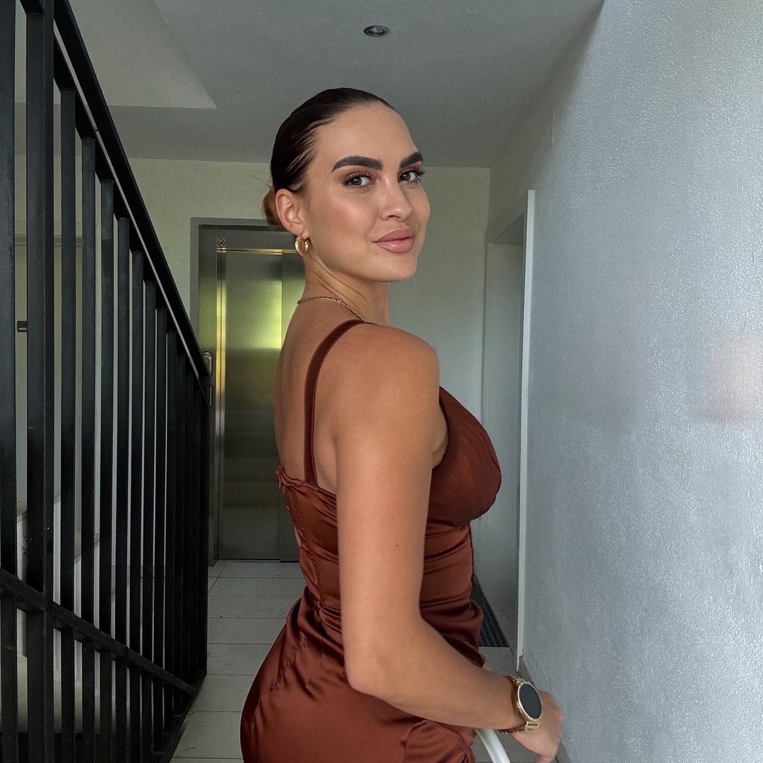 Vanessa Lirsch | Fulltime Model