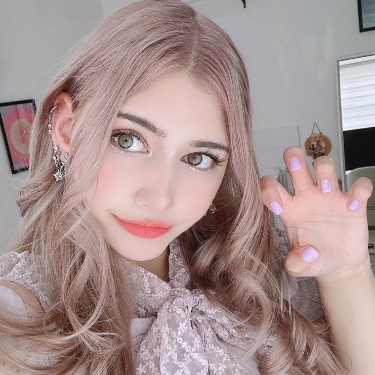 Junna ฅ^•ﻌ•^ฅ