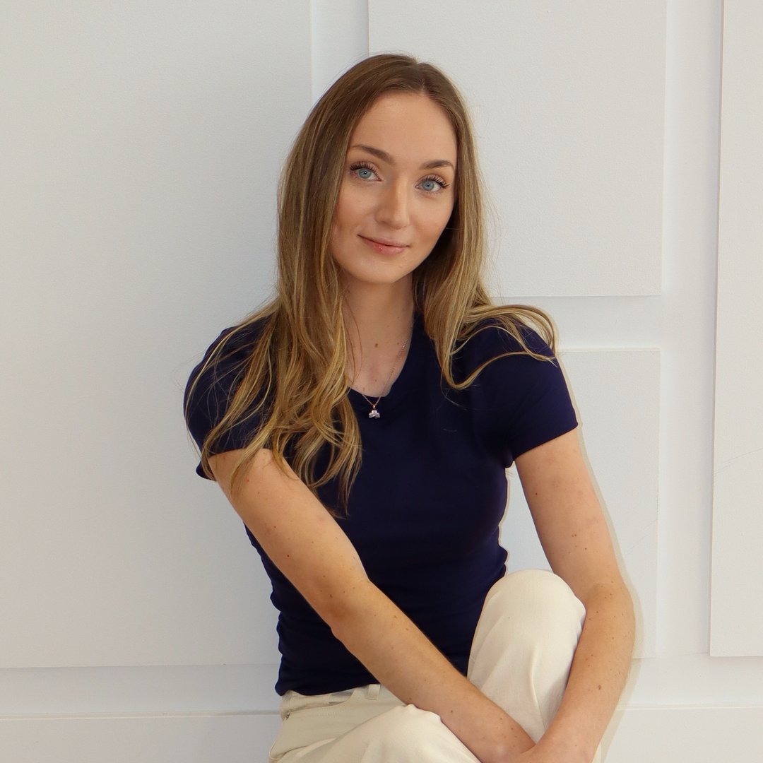 Nikki Snow † Hormone Practitioner + Nutritionist