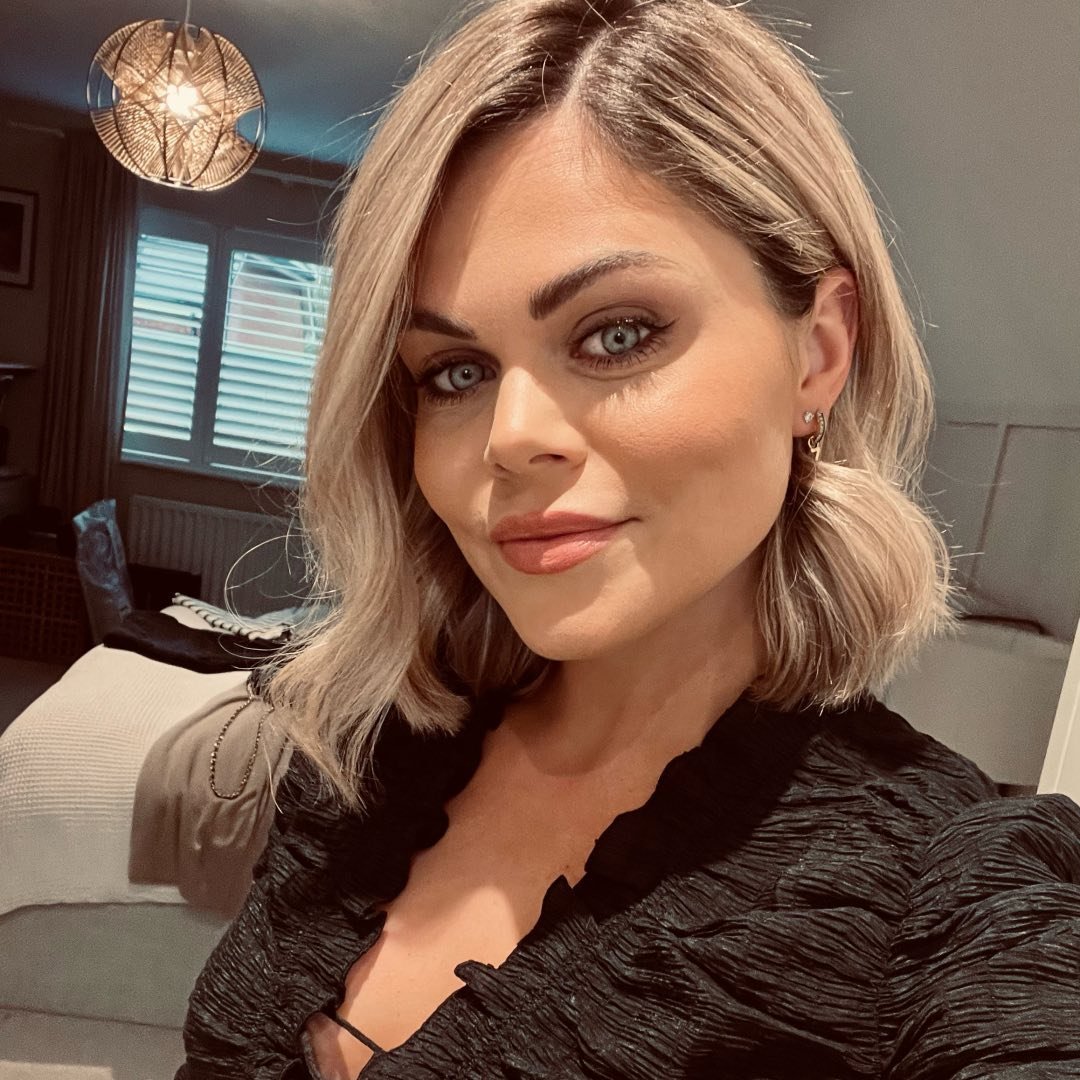 Brogan Zydonik | Virtual Stylist