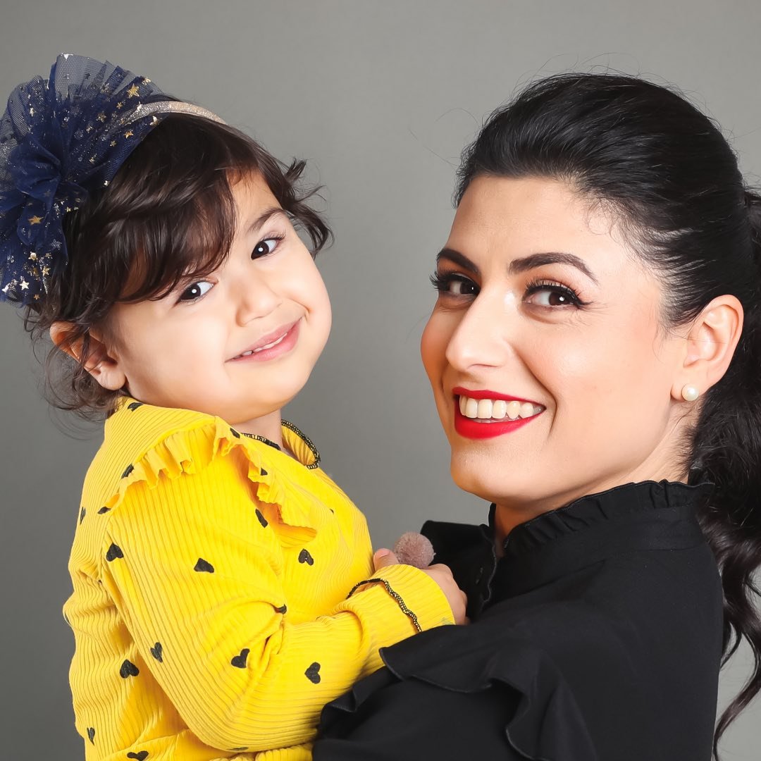 Tori 👧🏻 & Fidan 👩🏻‍🎓