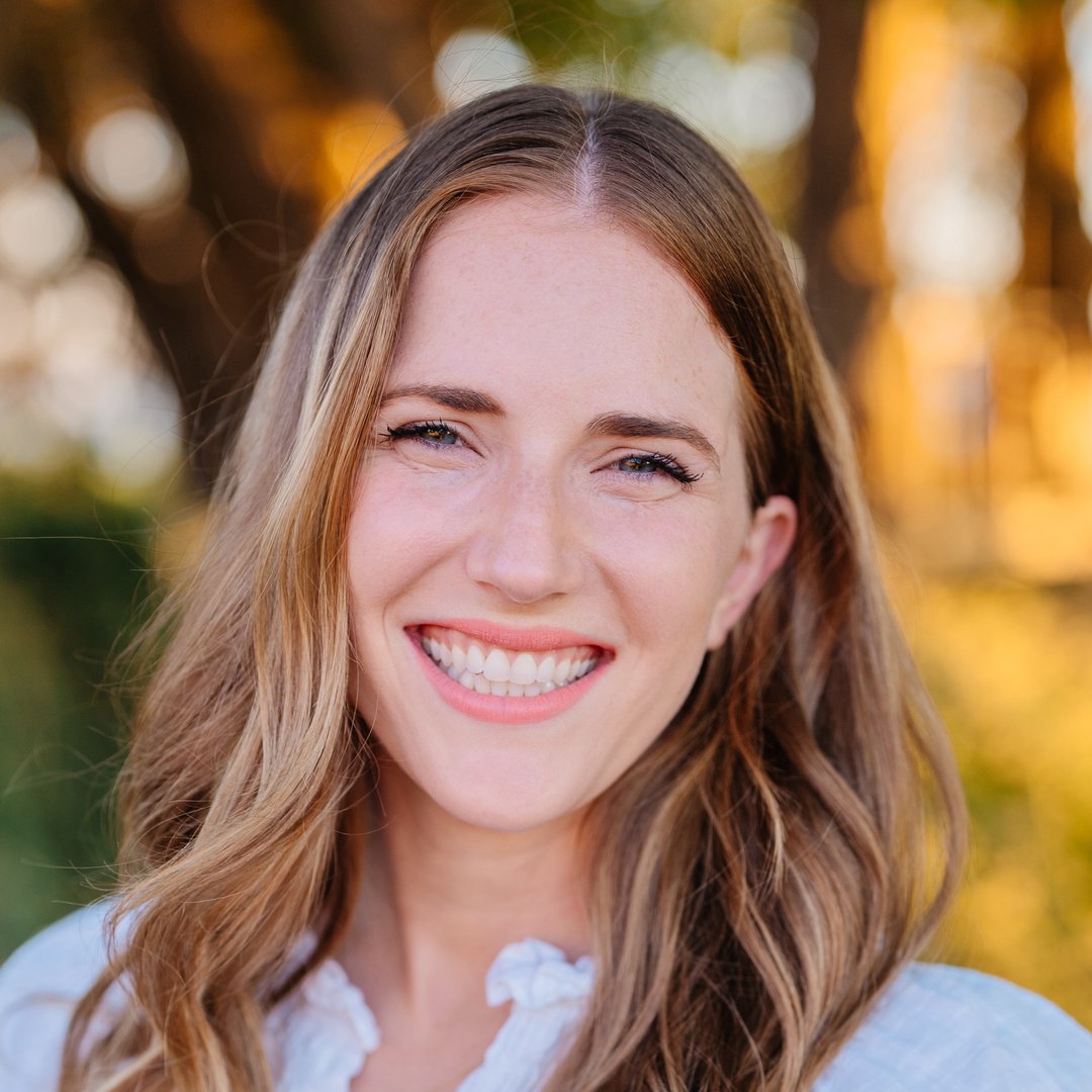 Aly Bullock, Lmft | Relationship Coach