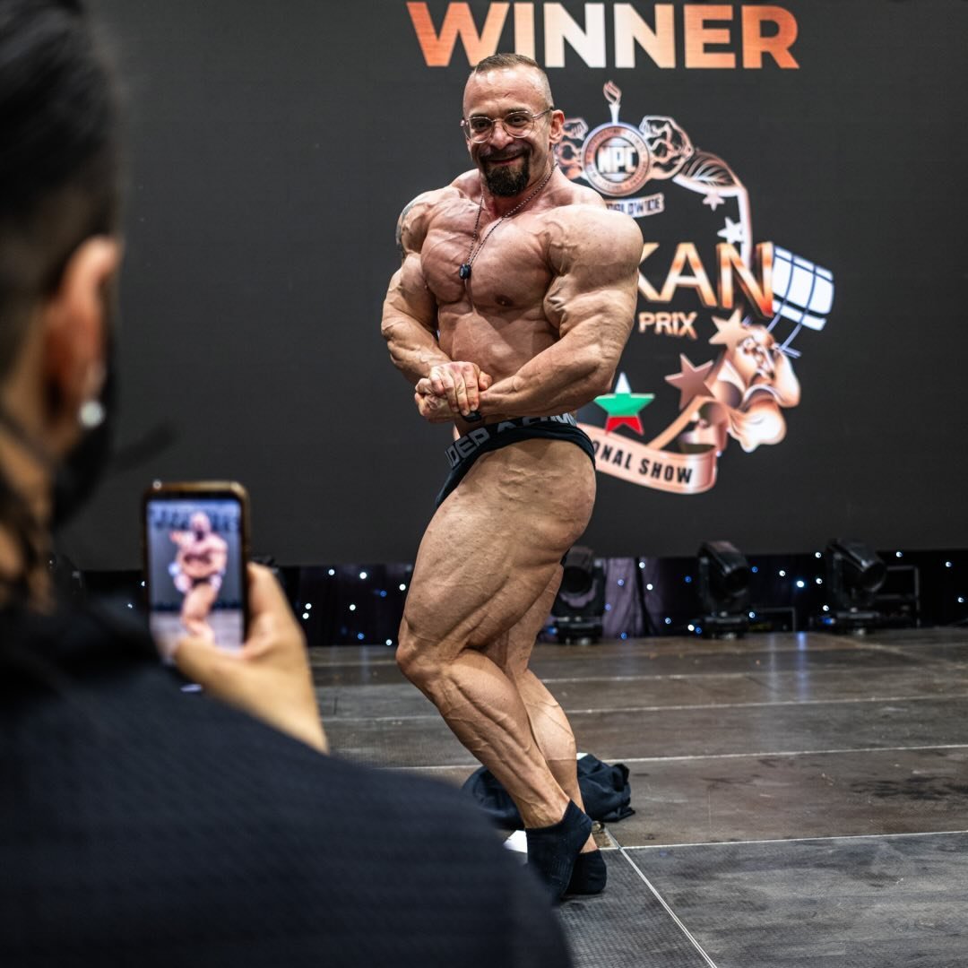 Michael Schneider